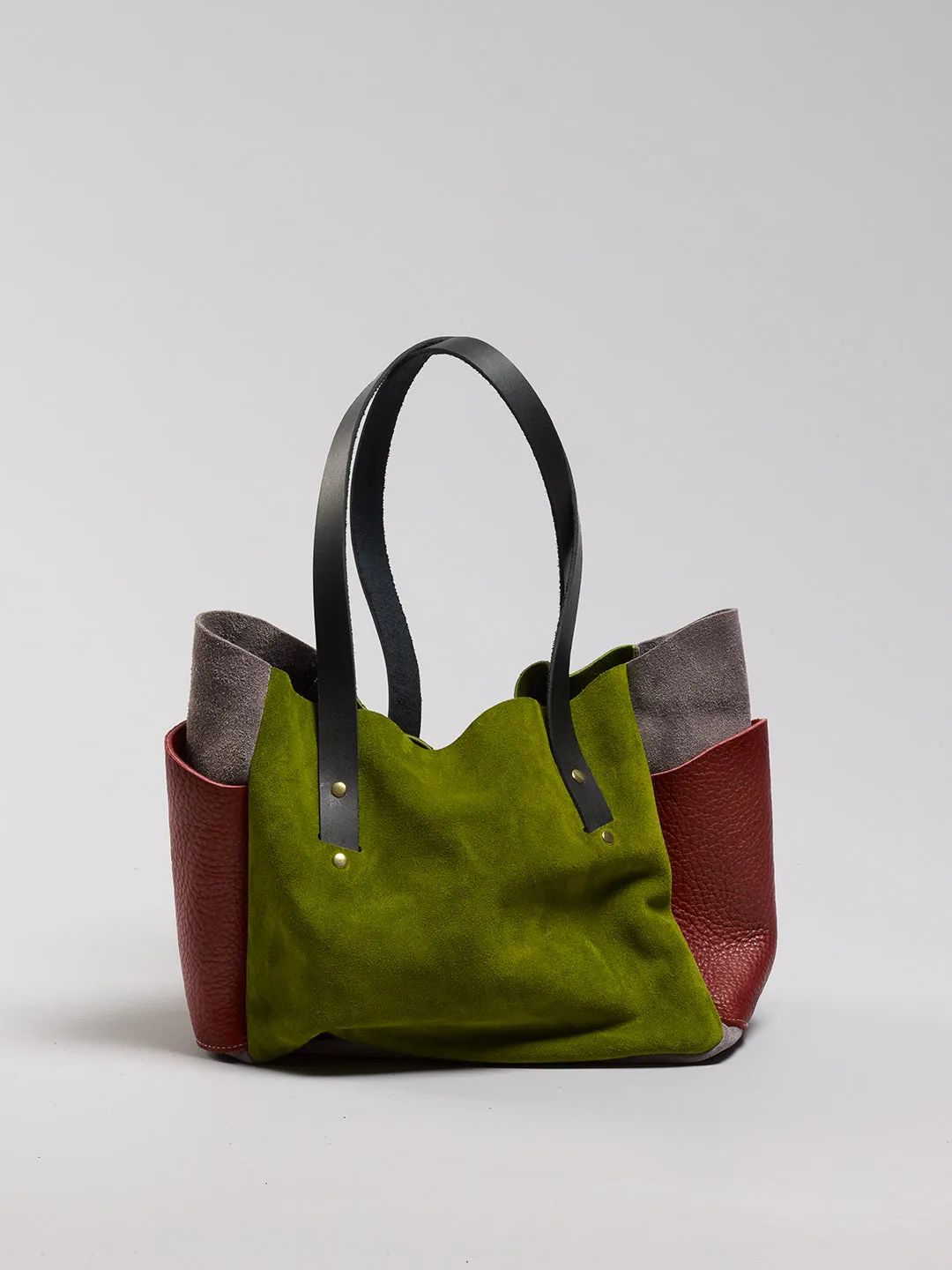 Brev MEDIUM carryall - Dark Chocolate & Black