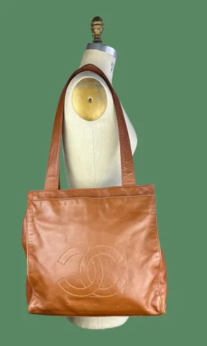 CHANEL 90s Hazelnut Lambskin Leather Stitched CC Tote • 5335949