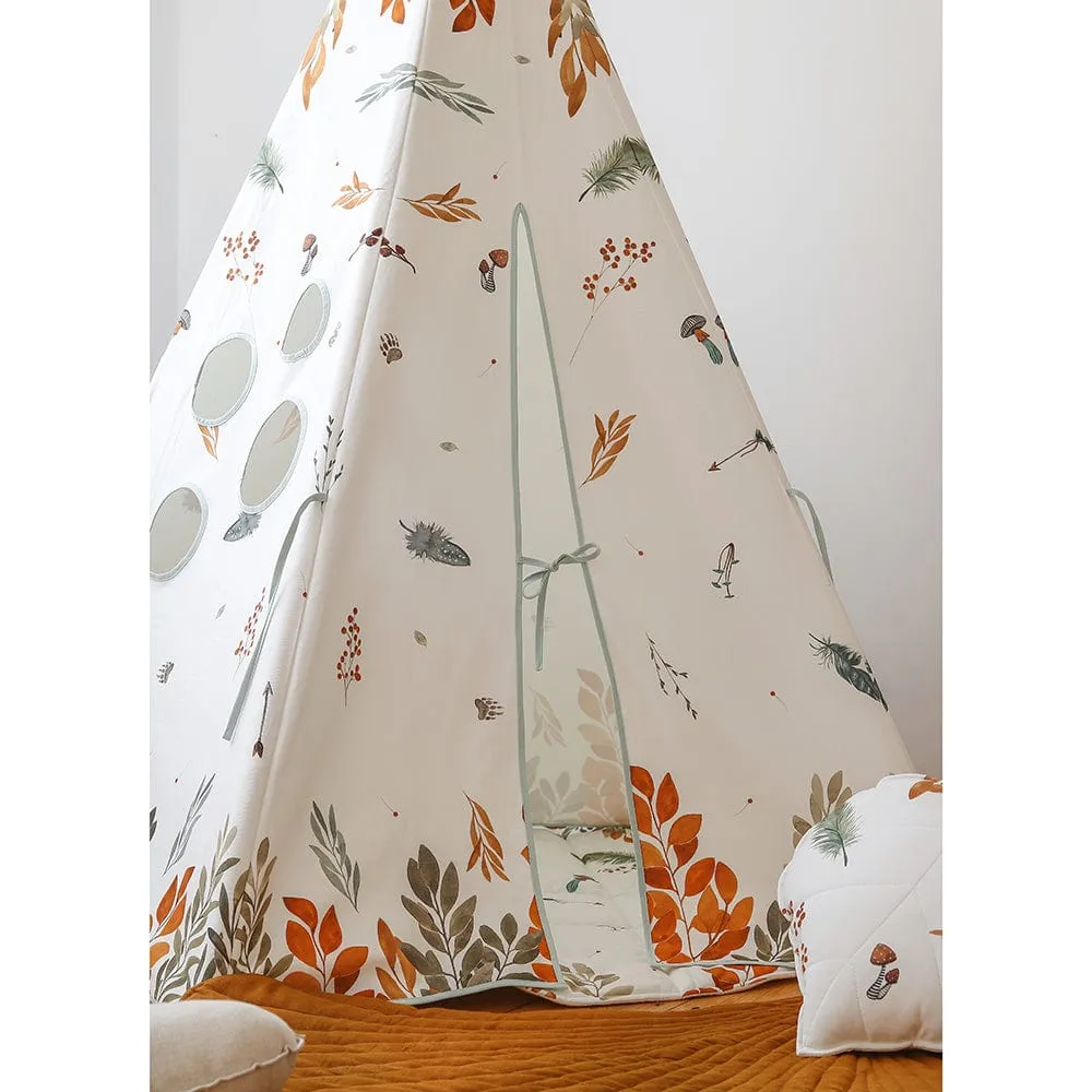 Forest Friends Teepee - Beige, Red, Green & Orange