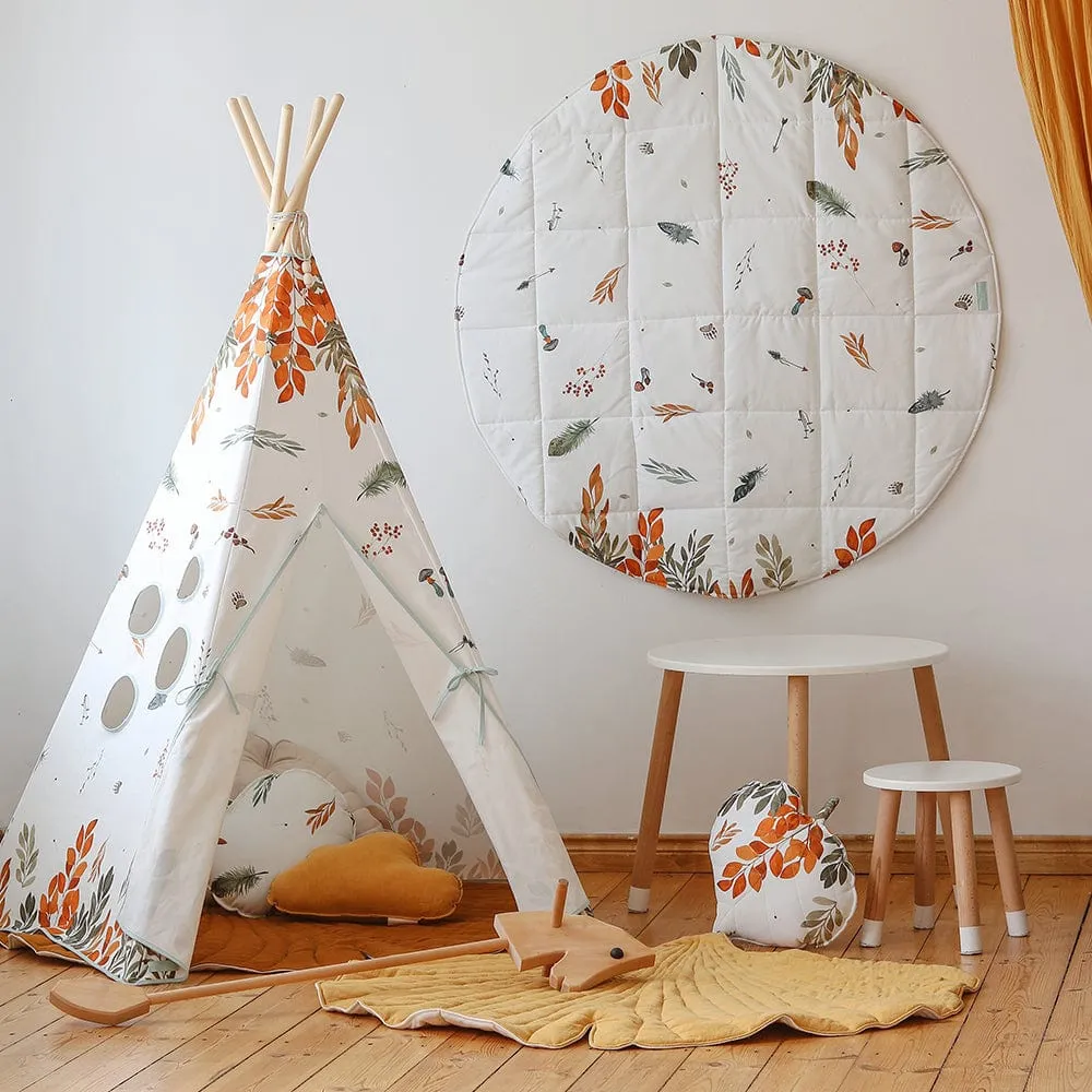Forest Friends Teepee - Beige, Red, Green & Orange