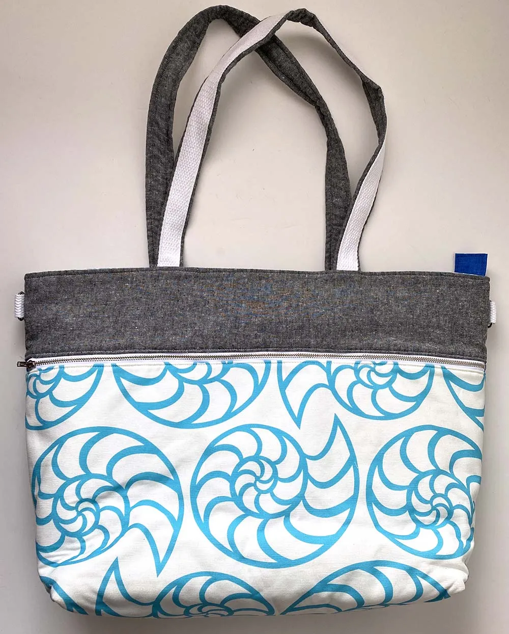Modmax Nautilus Tote Sample