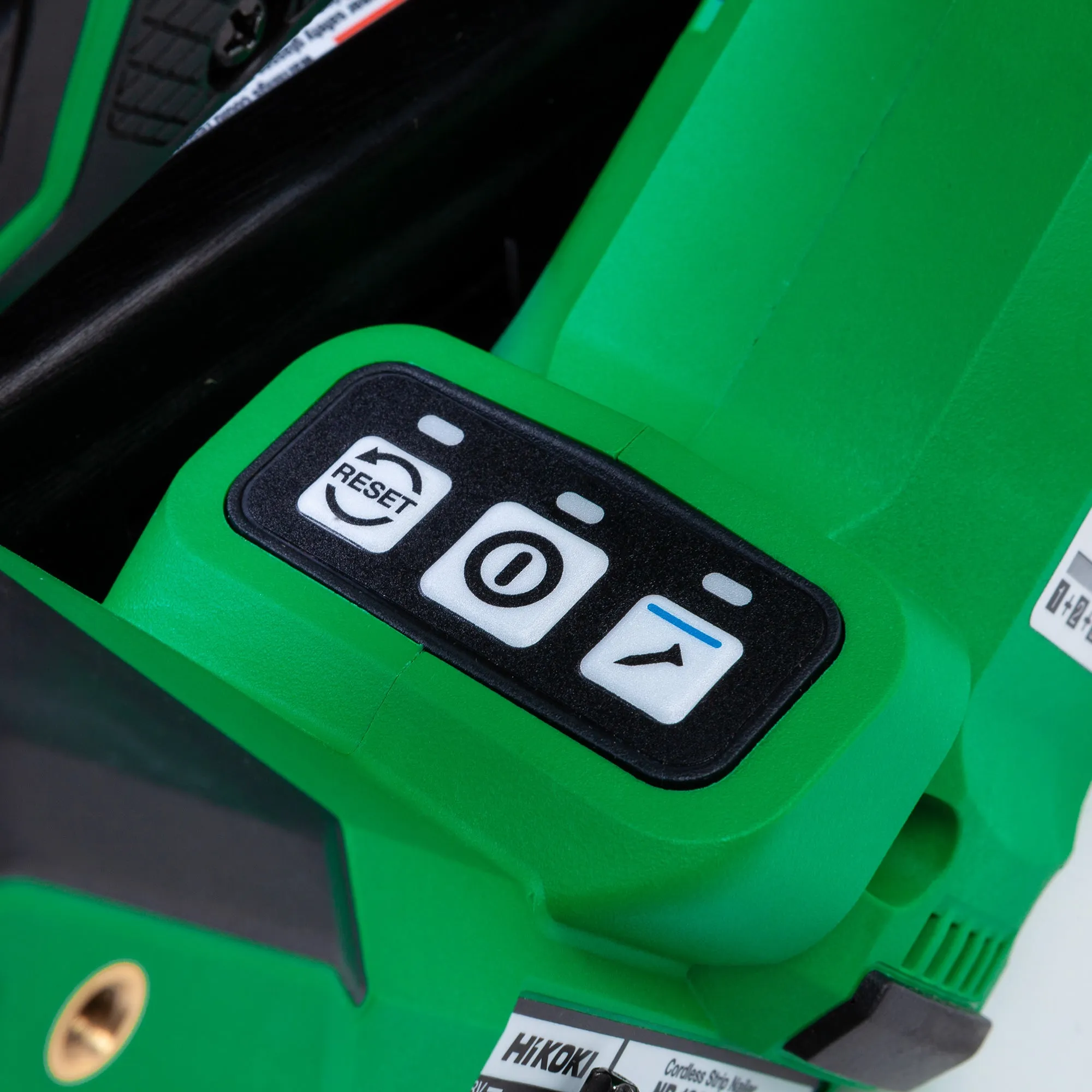 The all new HIKOKI 18V FRAMING NAILER Kit  1 x battery   Charger (Hikoki)